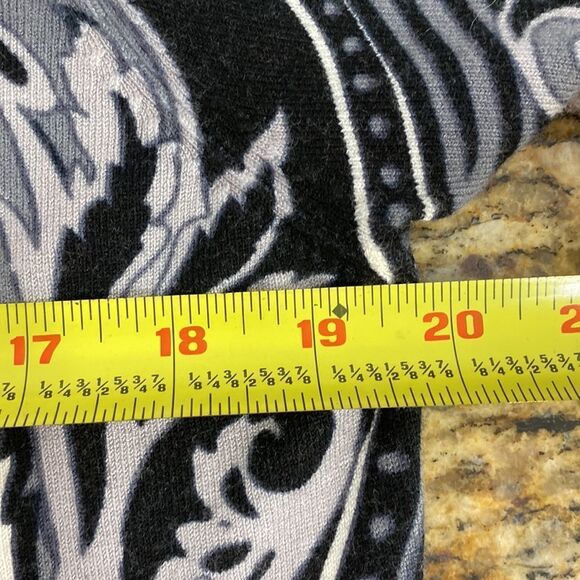 Pierri New York Black and Gray Patterned Cardigan - Picture 8 of 9